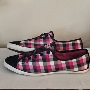 Converse All Star Plaid Low Rise Shoes 8
